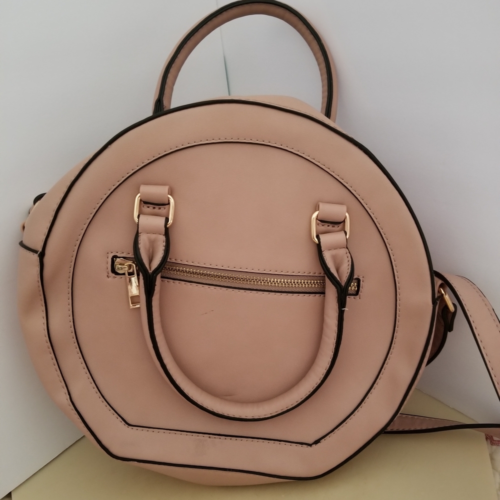 Kaari Blue Blush Round Crossbody Bag